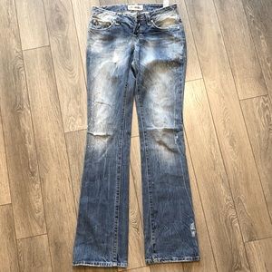 Woman’s ZARA Distressed Light Wash Jeans